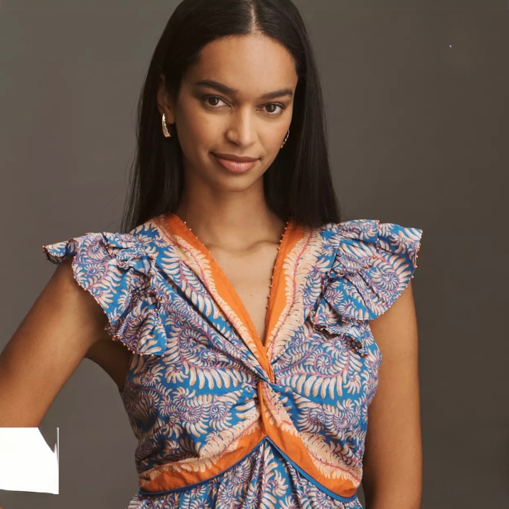Anthropologie Vneck flutter sleeve women’s top